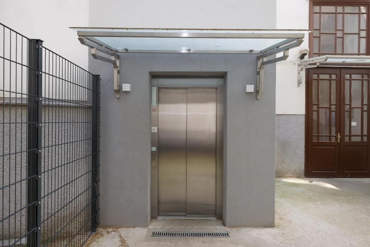 Deluxe Apartments Pasetti Vienne 0*,  Autriche